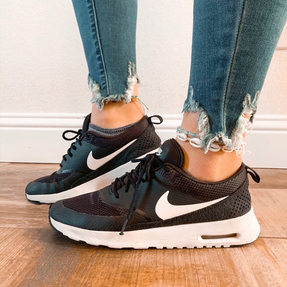 Women’s Black Nike Air Max Thea